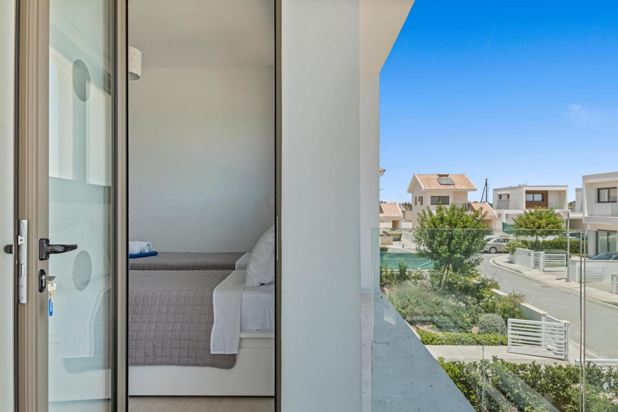 Serenity Waves Villa 16 Larnaca Dış mekan fotoğraf