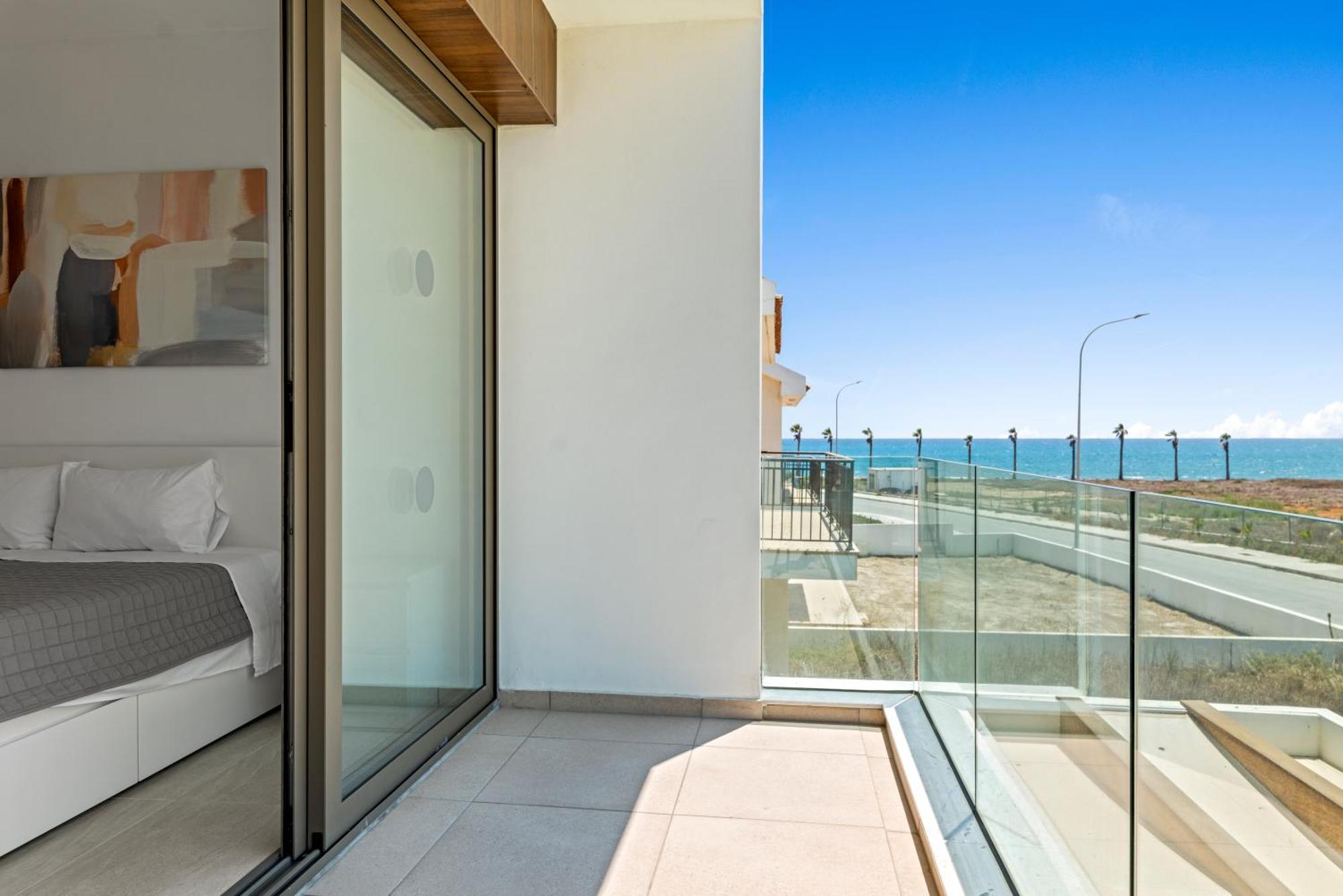 Serenity Waves Villa 16 Larnaca Dış mekan fotoğraf